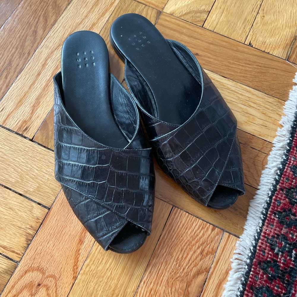 Trademark Leather Mules